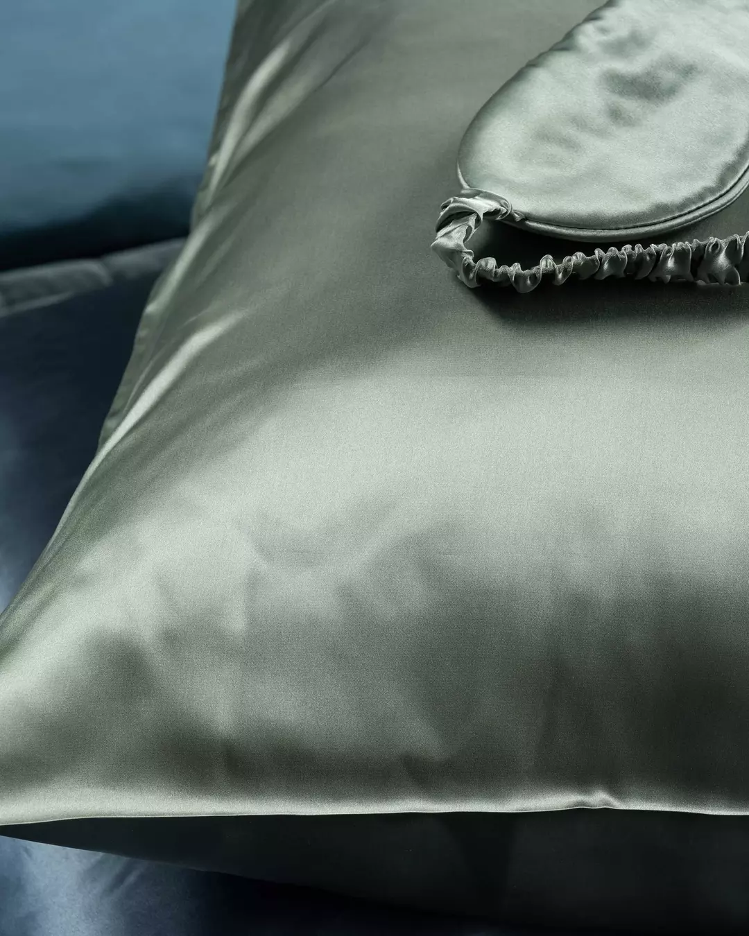 Silk Pillowcase Sleep Set